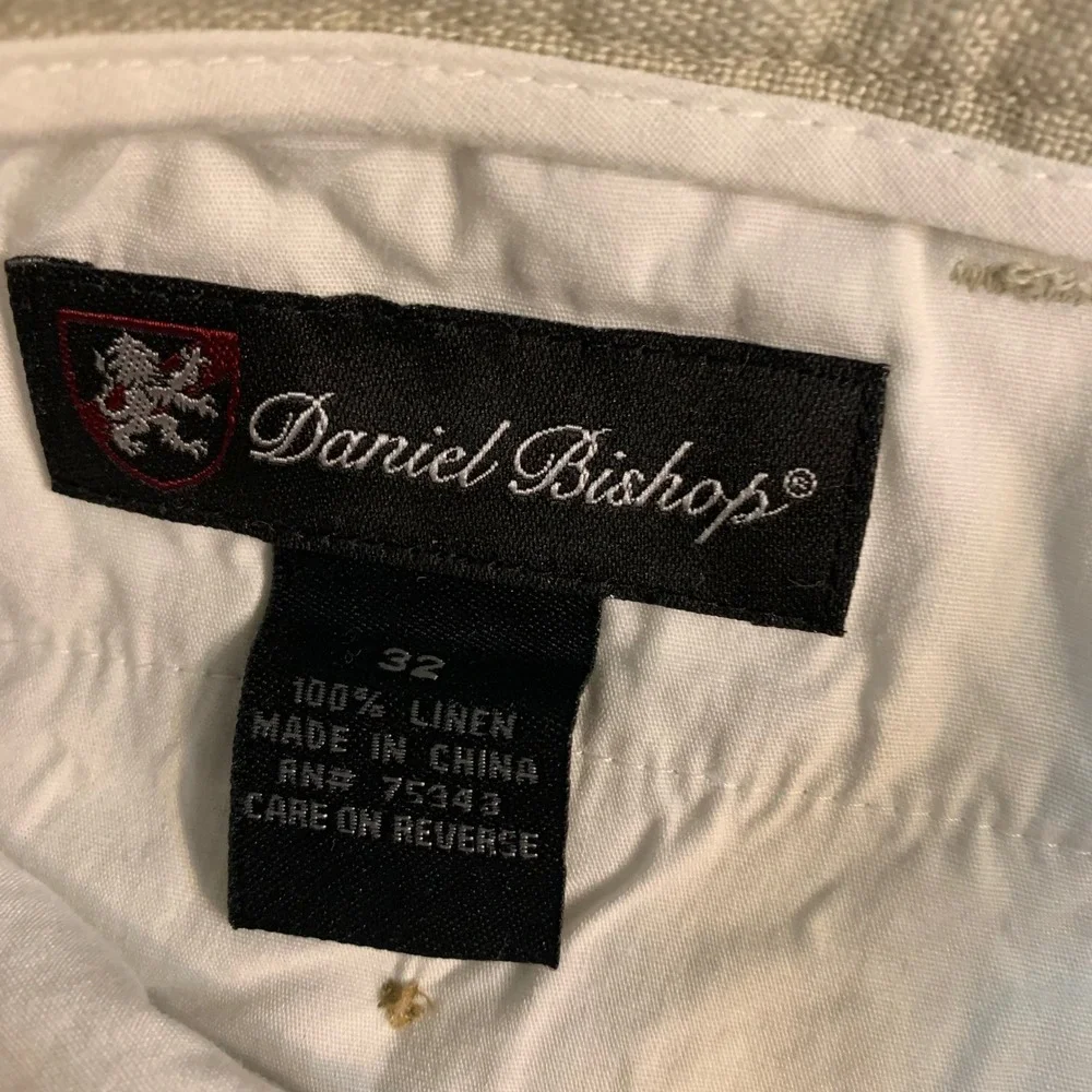 Daniel Bishop Mens 100% Linen Shorts Beige‎ Oatmeal Flat Front Size 32 33x9.5